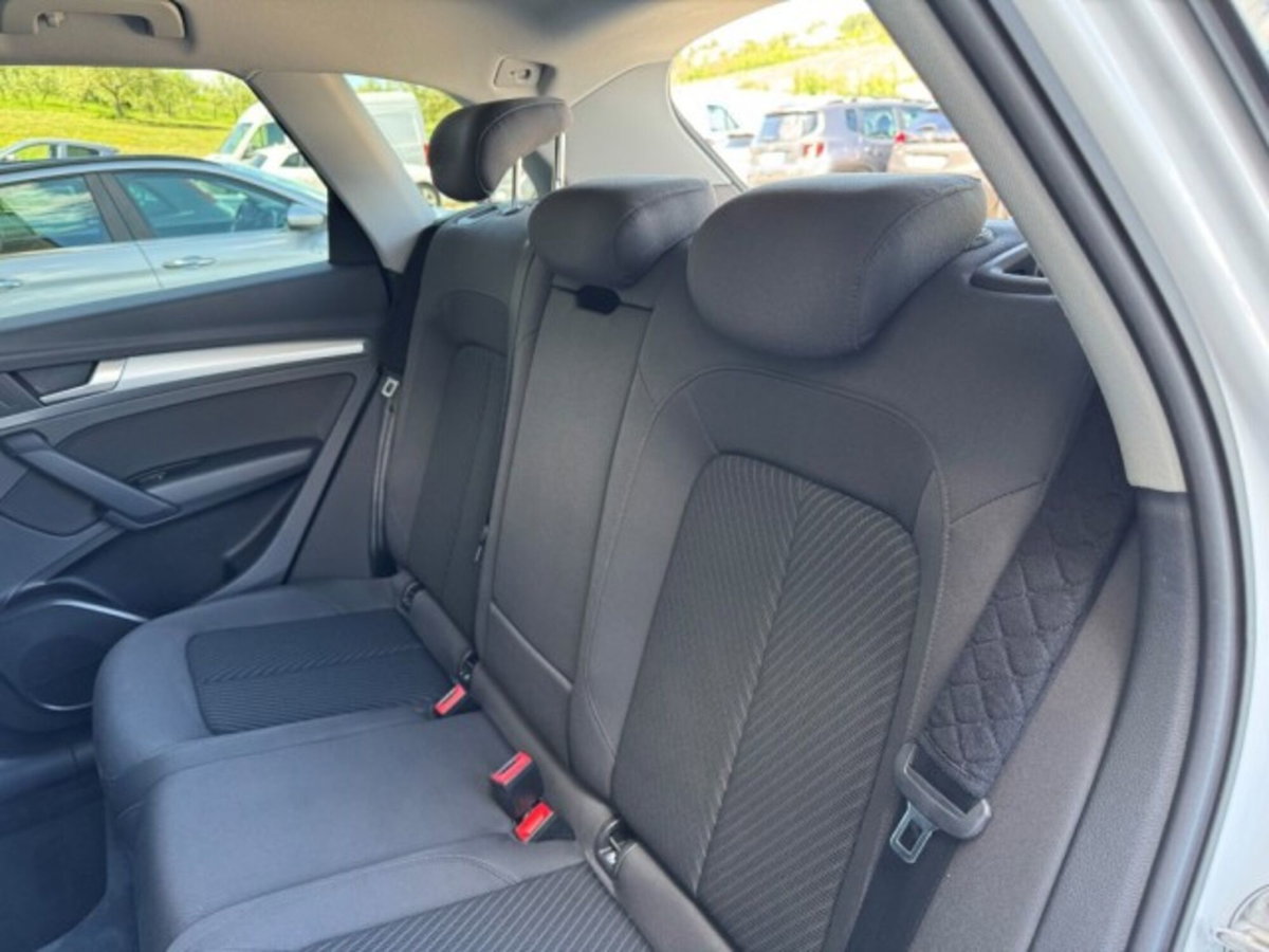 Audi Q5 40 2.0 tdi mhev 12V Business Advanced quattro s-tronic (18)