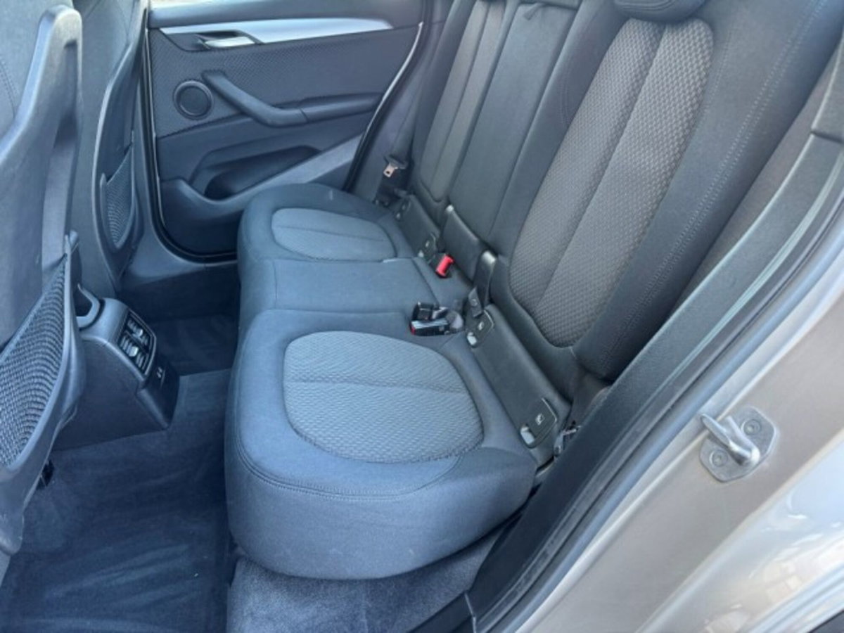 BMW X1 sDrive16d Business Advantage (16)