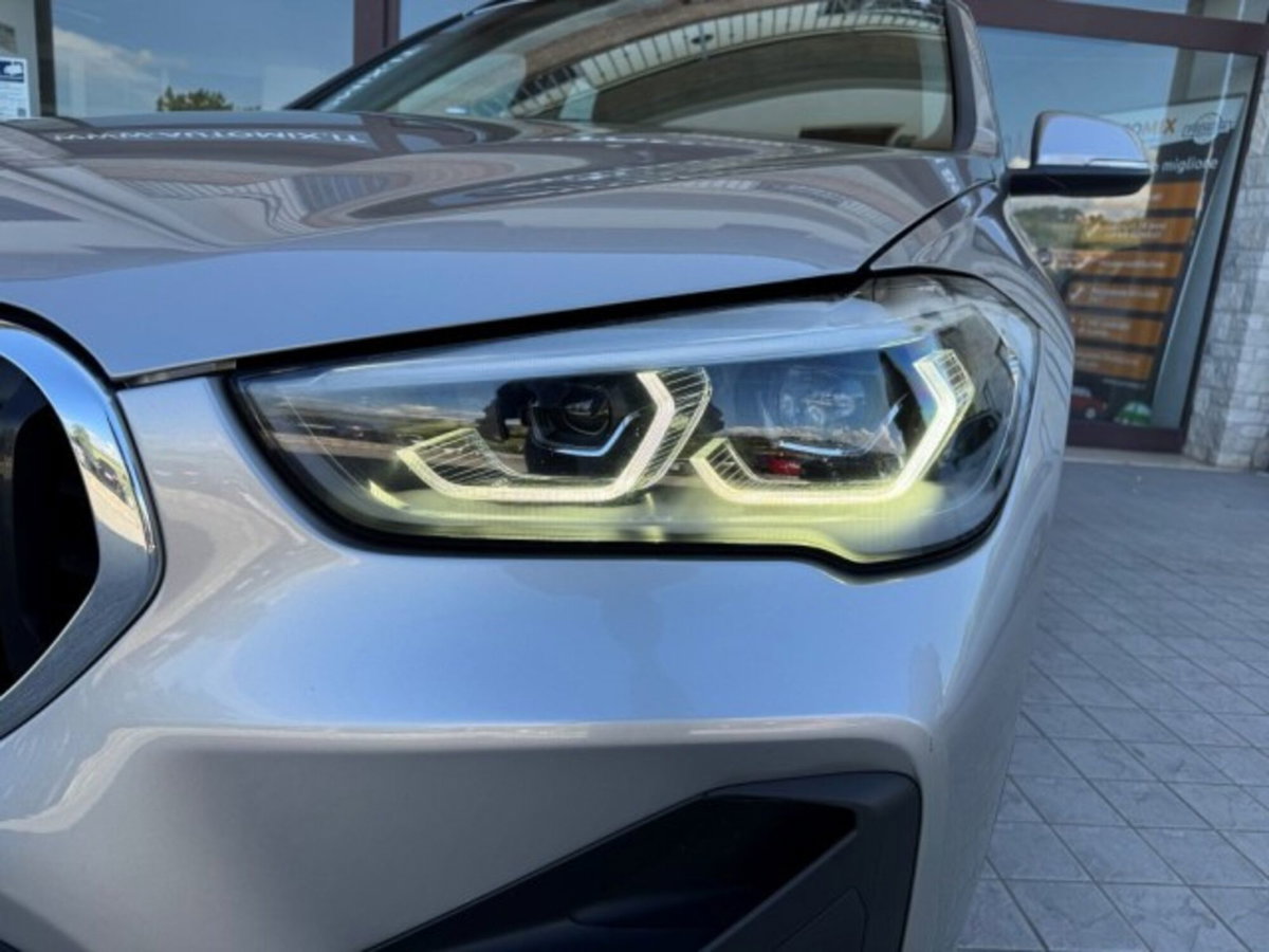 BMW X1 sDrive16d Business Advantage (4)