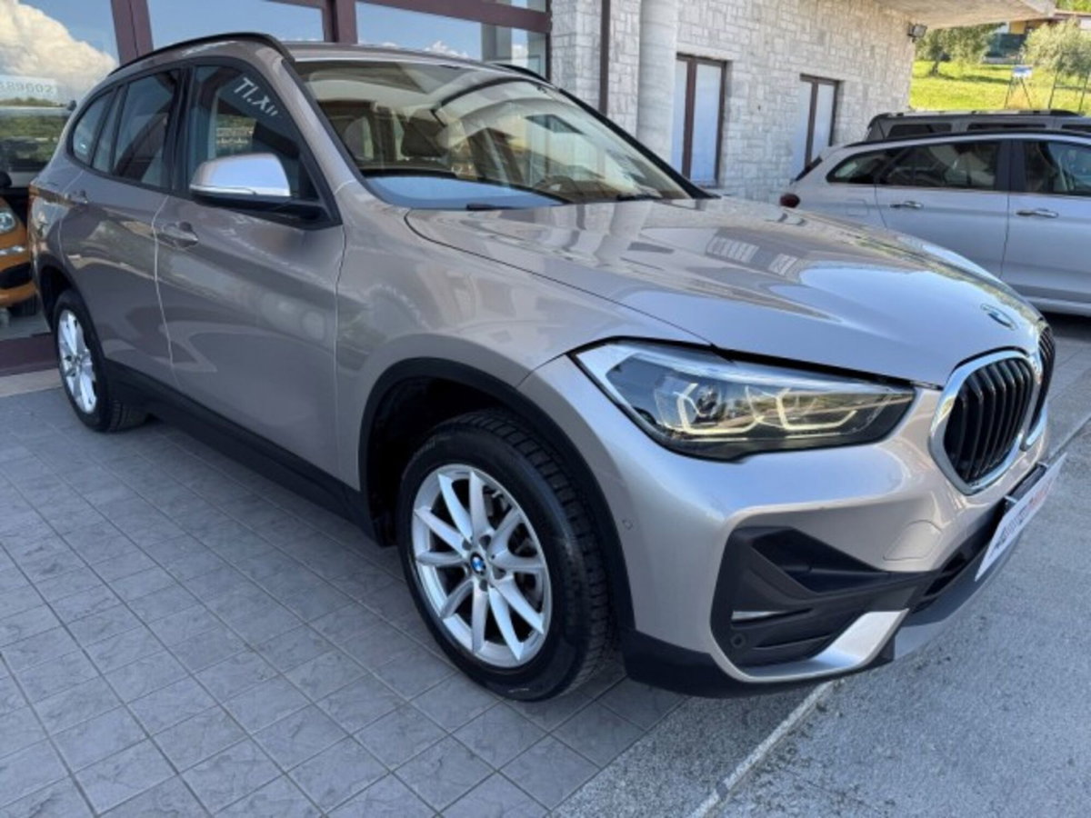 BMW X1 sDrive16d Business Advantage (6)