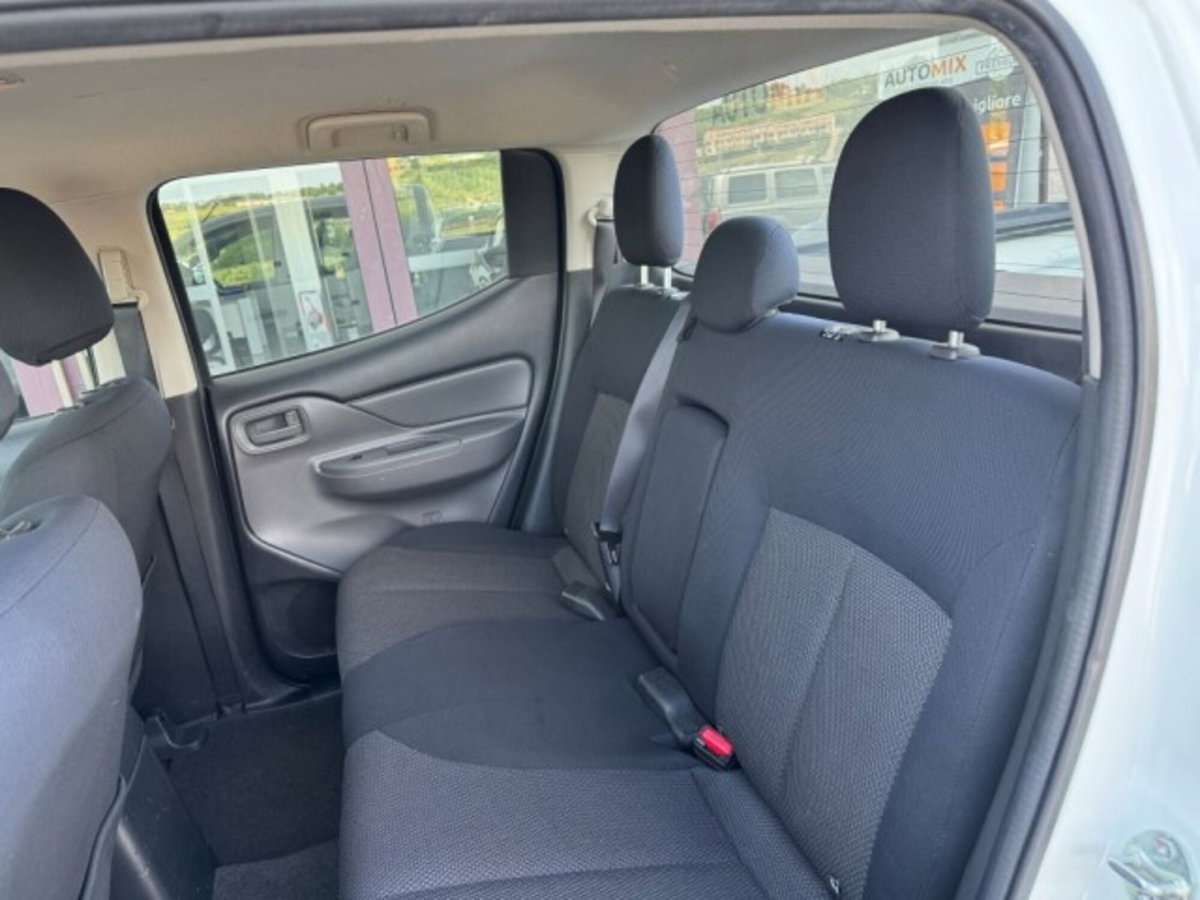 Fiat Fullback 2.4 150CV Doppia Cabina SX S&S (15)