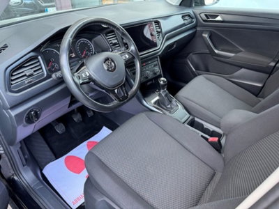 Volkswagen T-Roc 1.6 TDI SCR Business BlueMotion Technology (17)