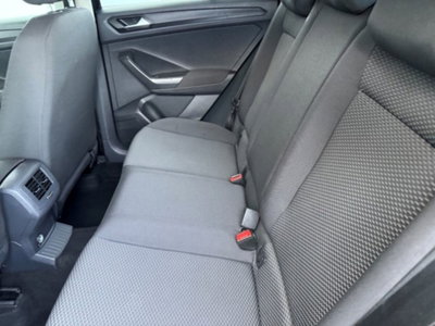 Volkswagen T-Roc 1.6 TDI SCR Business BlueMotion Technology (20)