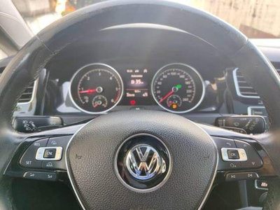 Volkswagen Golf 2.0 TDI 140CV DPF DSG 5p. Highline (10)