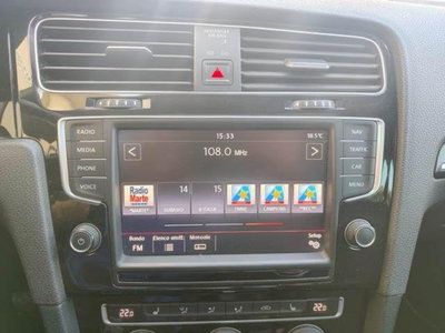 Volkswagen Golf 2.0 TDI 140CV DPF DSG 5p. Highline (7)