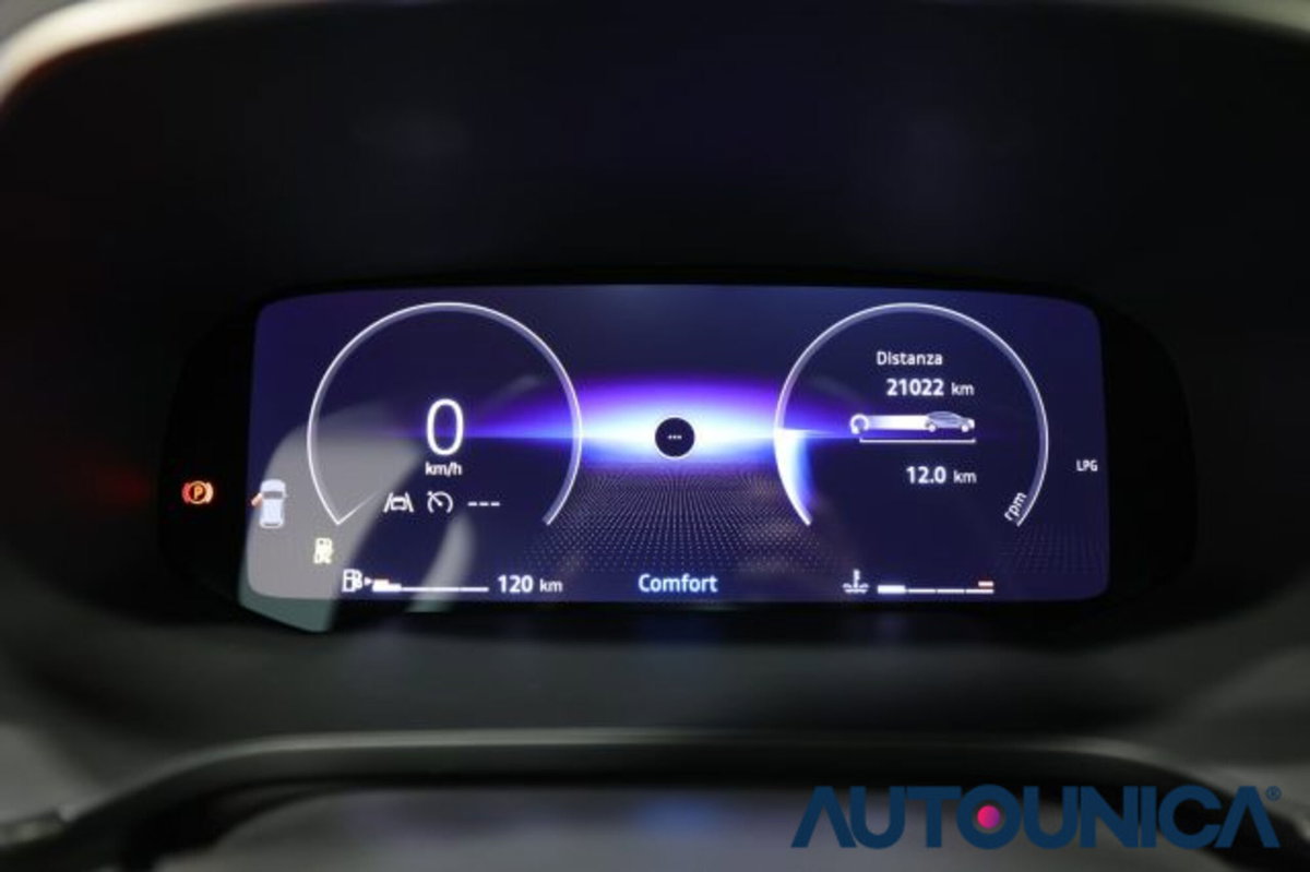 Renault Captur 1.0 eco-g Techno 100cv (8)