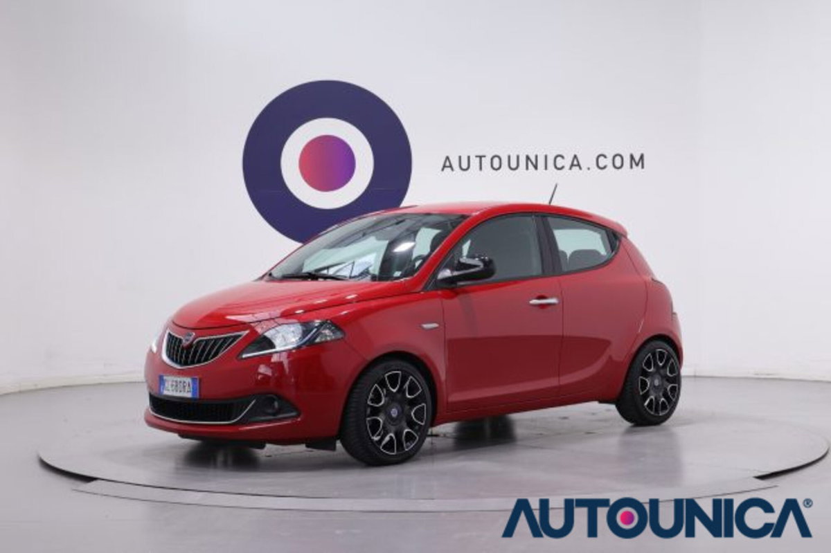 Lancia Ypsilon 1.0 FireFly 5 porte S&S Hybrid Ecochic Gold