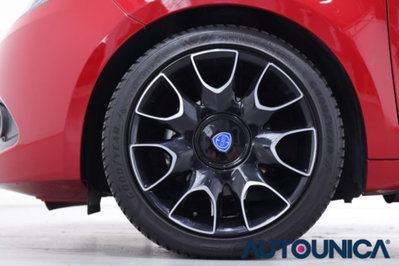 Lancia Ypsilon 1.0 FireFly 5 porte S&S Hybrid Ecochic Gold (13)