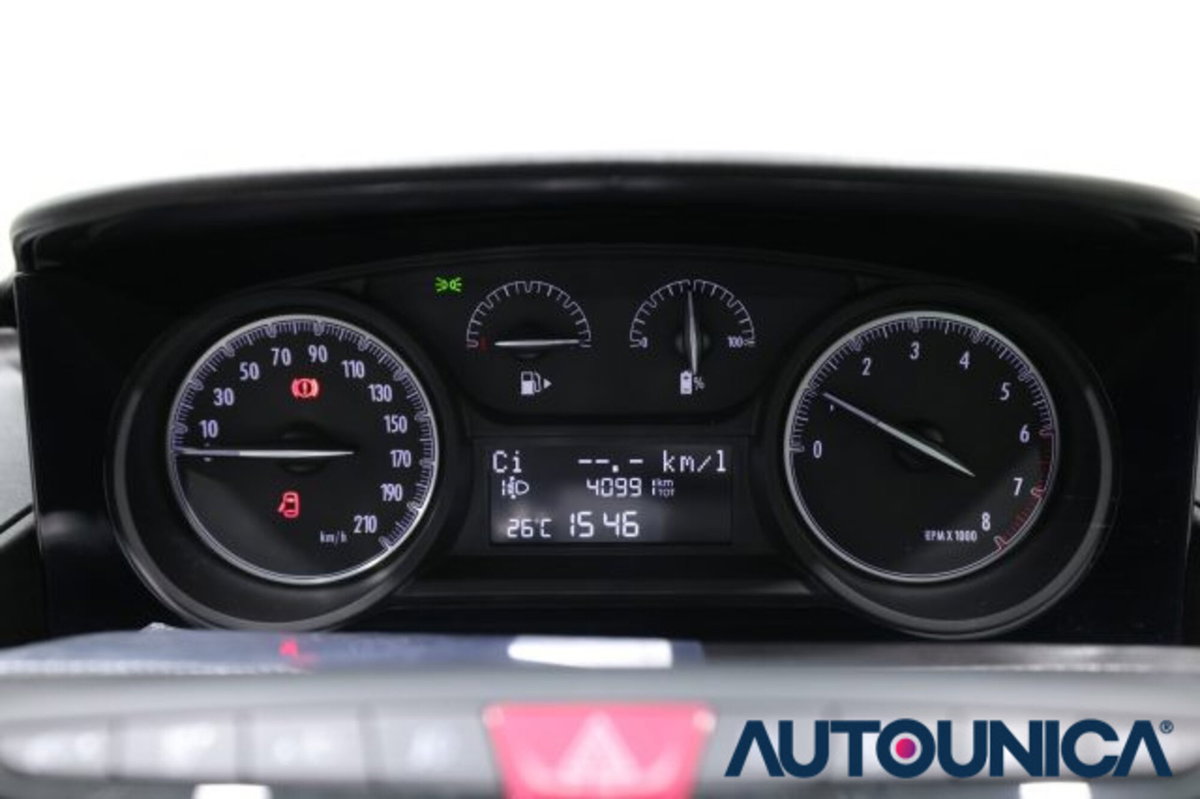 Lancia Ypsilon 1.0 FireFly 5 porte S&S Hybrid Ecochic Gold (8)