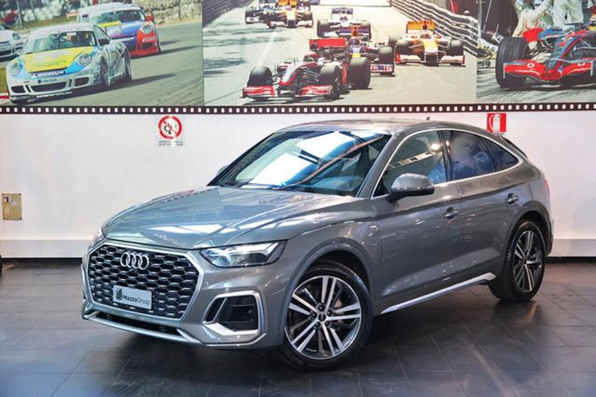 Audi Q5 Sportback Sportback 40 2.0 tdi mhev 12V quattro s-tronic