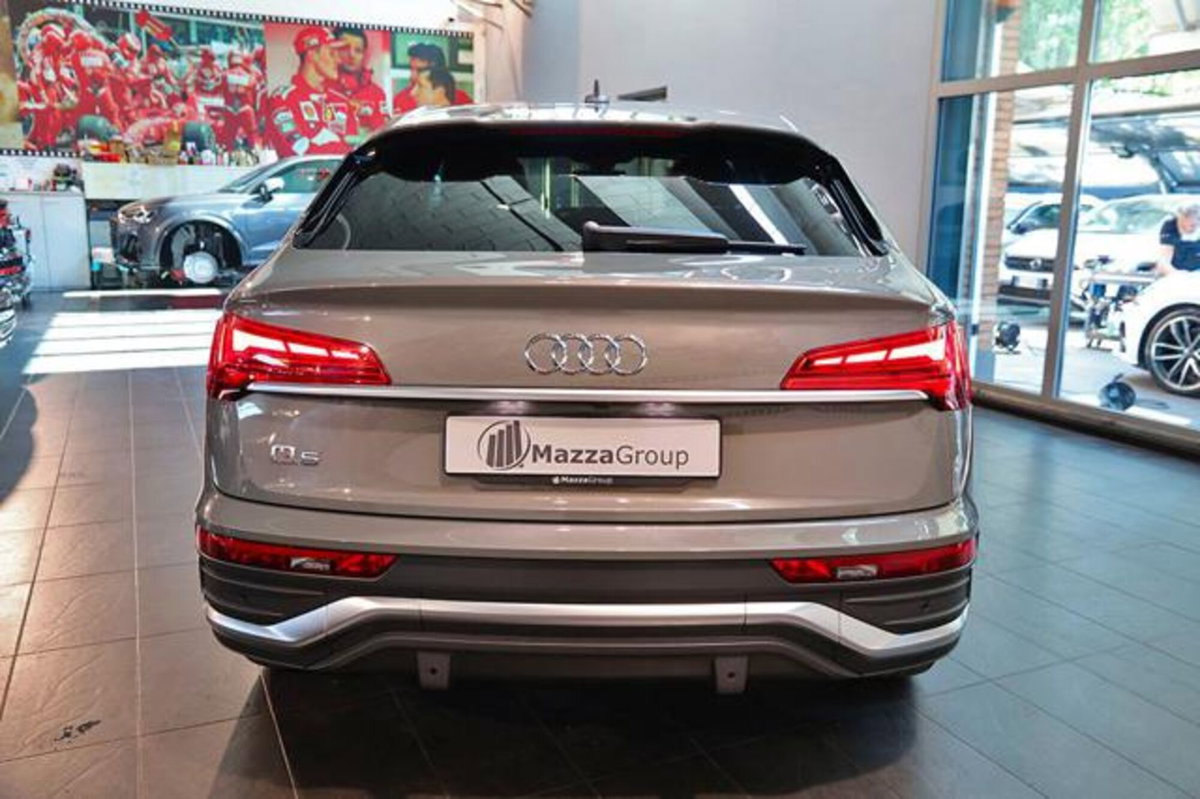Audi Q5 Sportback Sportback 40 2.0 tdi mhev 12V quattro s-tronic (8)