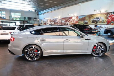 Audi A5 Sportback 40 TFSI quattro S tronic (10)