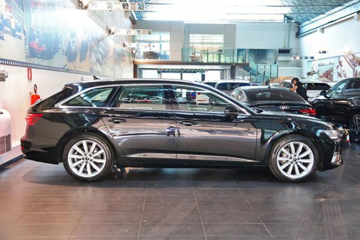 Audi A6 Avant 40 2.0 tdi mhev 12V Business quattro s-tronic (2)