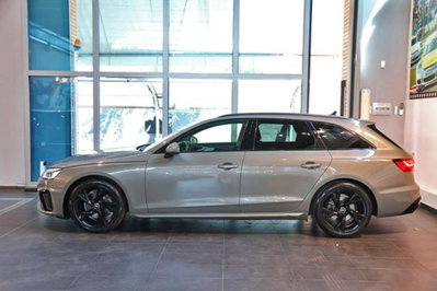 Audi A4 Avant 35 2.0 tdi mhev Business Advanced 163cv s-tronic (3)