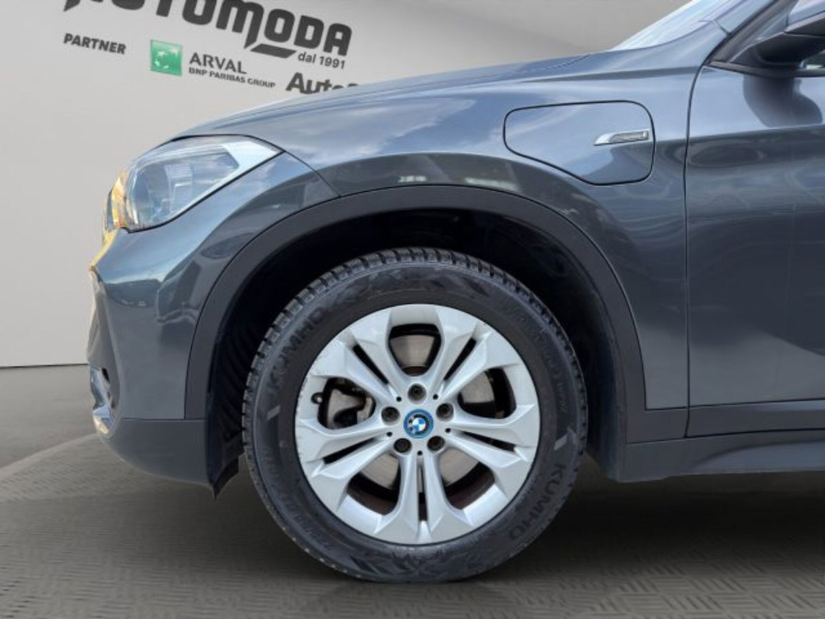 BMW X1 xDrive25e Advantage (16)