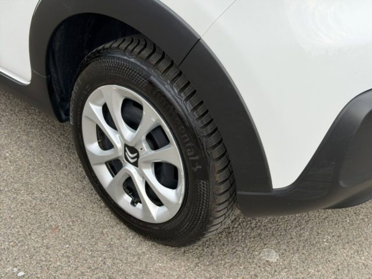 Citroen C3 BlueHDi 100 S&S Van Feel (16)
