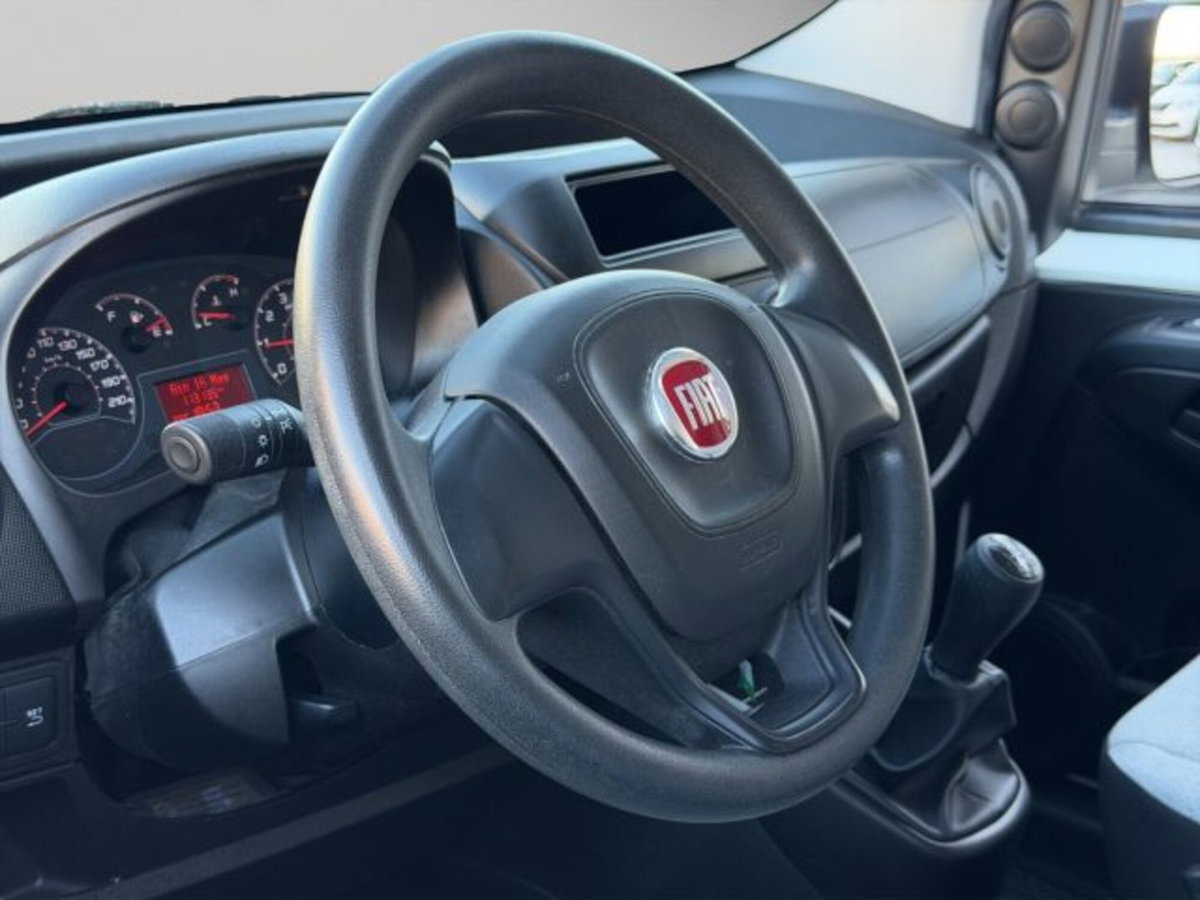 Fiat Fiorino Furgone cargo 1.3 mjt 95cv Adventure (11)
