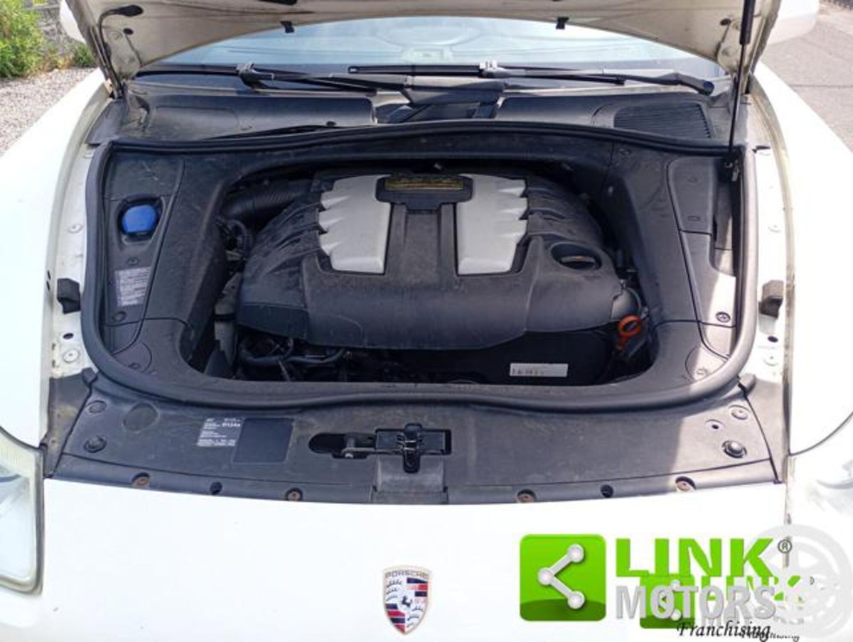 Porsche Cayenne 3.0 Diesel (10)