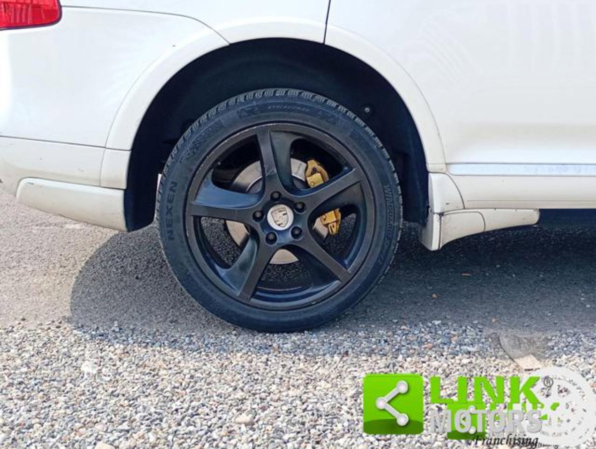Porsche Cayenne 3.0 Diesel (6)