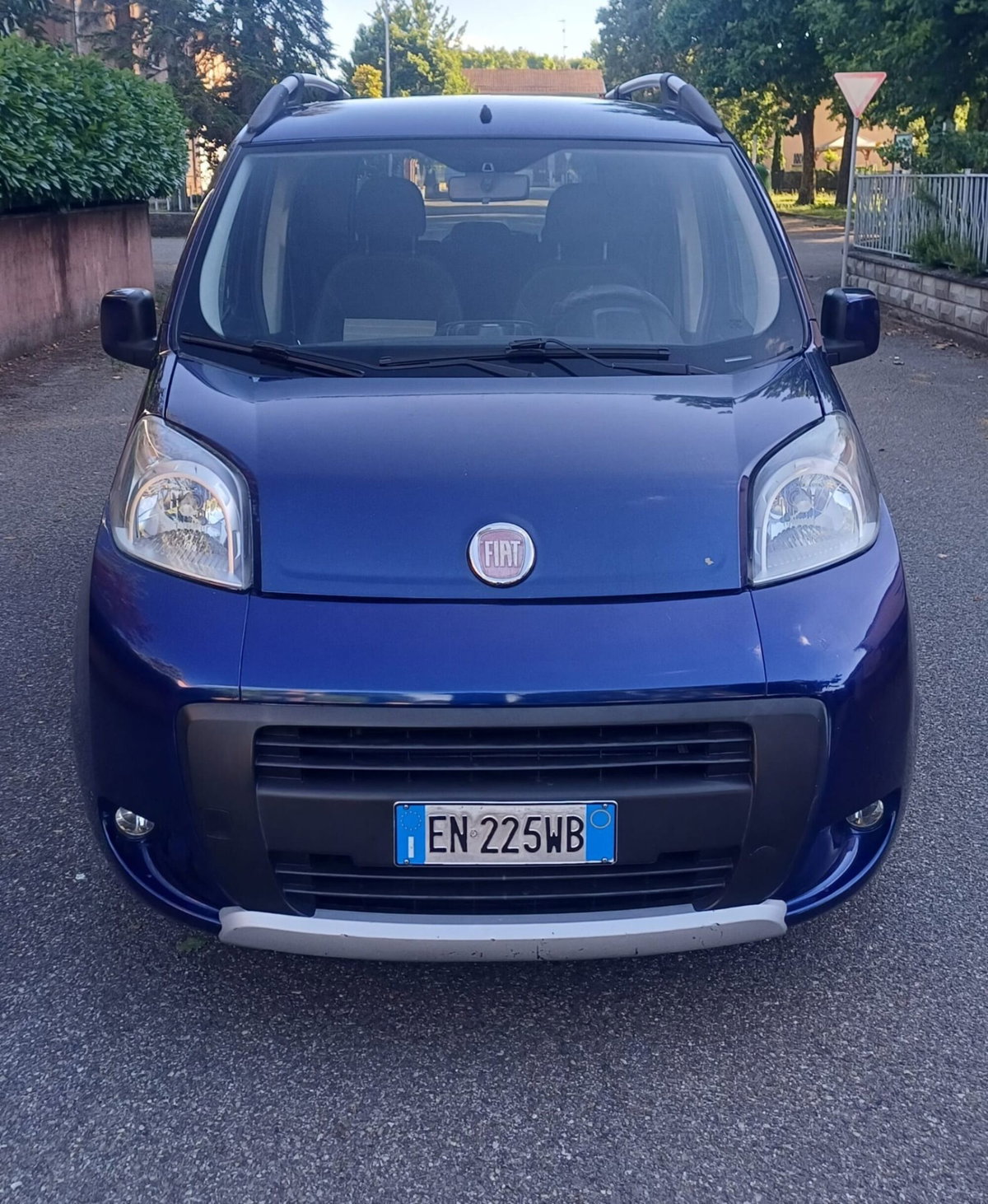 Fiat Qubo 1.3 MJT 95 CV Trekking (19)