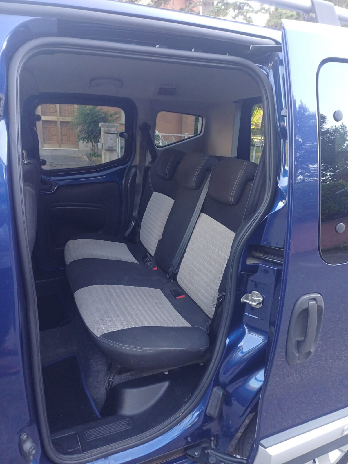 Fiat Qubo 1.3 MJT 95 CV Trekking (9)