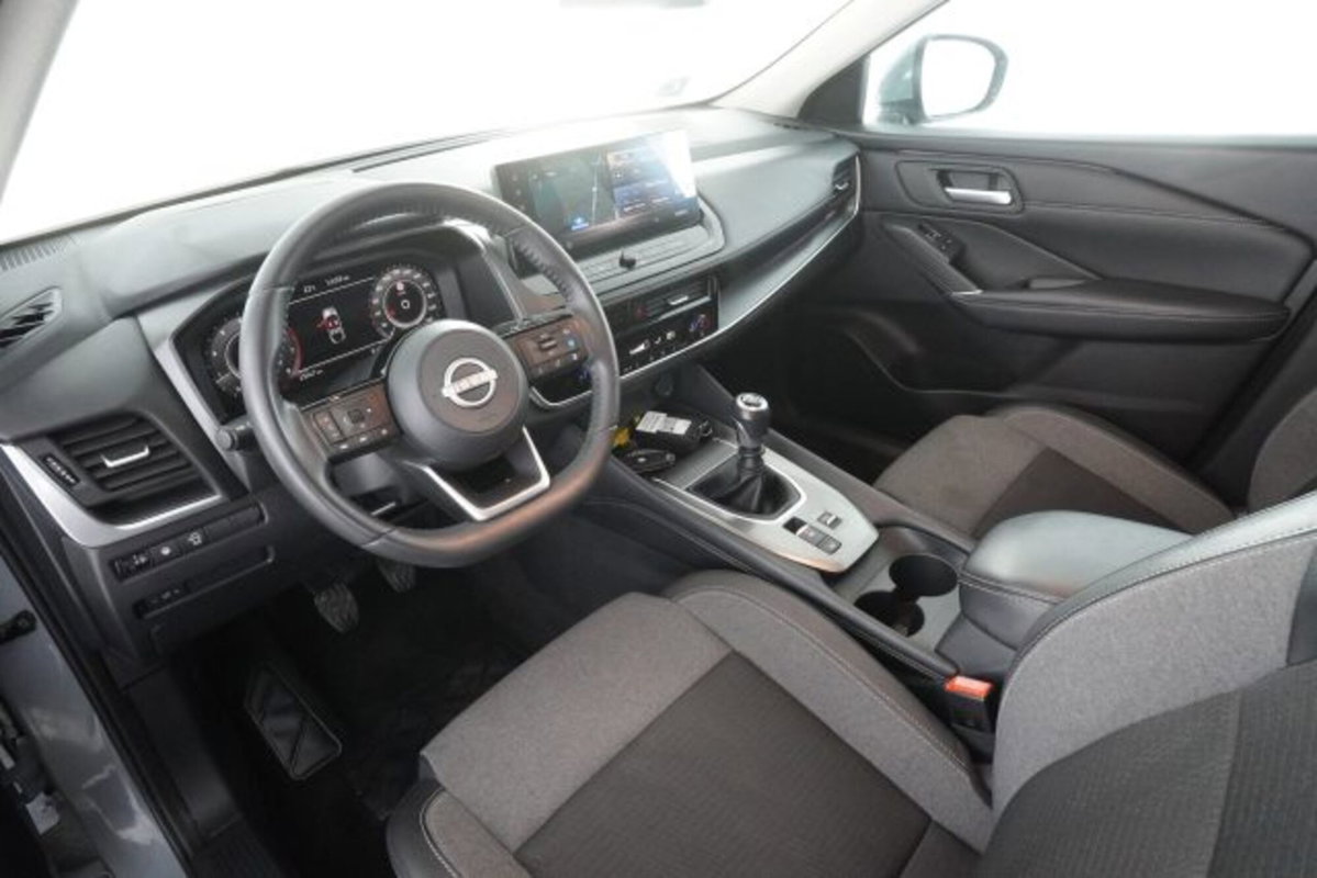 Nissan Qashqai 1.3 mhev N-Connecta 2wd 140cv (9)