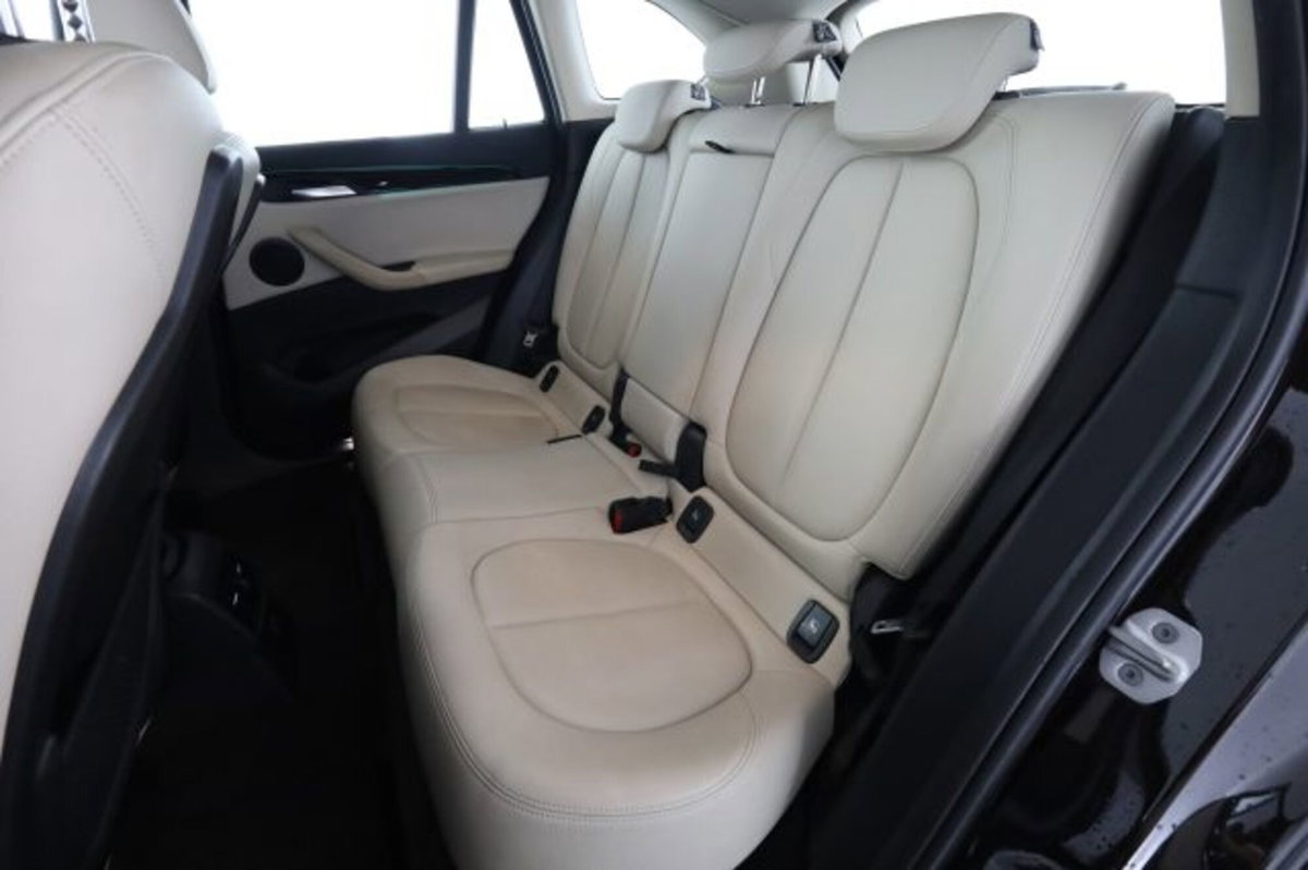 BMW X1 sDrive18d xLine Plus (11)