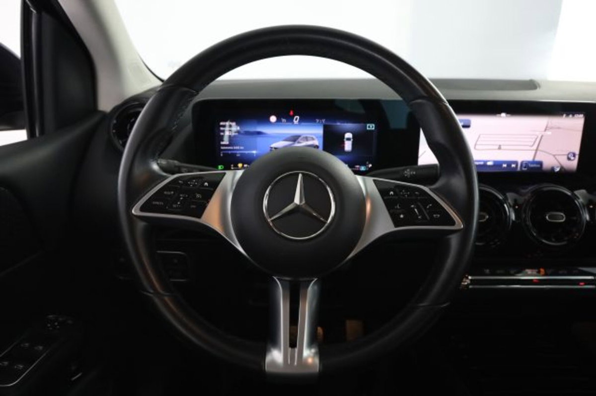 Mercedes-Benz CLA Shooting Brake 180 d Advanced auto (5)