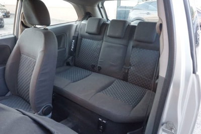 Ford Fiesta 1.4 TDCi 3p. Zetec (16)