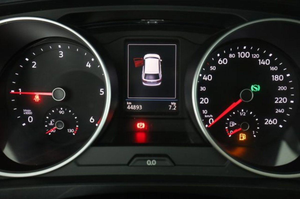 Volkswagen Tiguan 2.0 TDI 150 CV SCR DSG 4MOTION Life (7)
