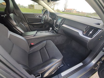 Volvo V60 D3 Business Plus (18)