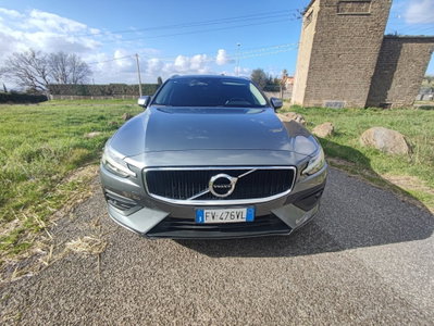 Volvo V60 D3 Business Plus (2)