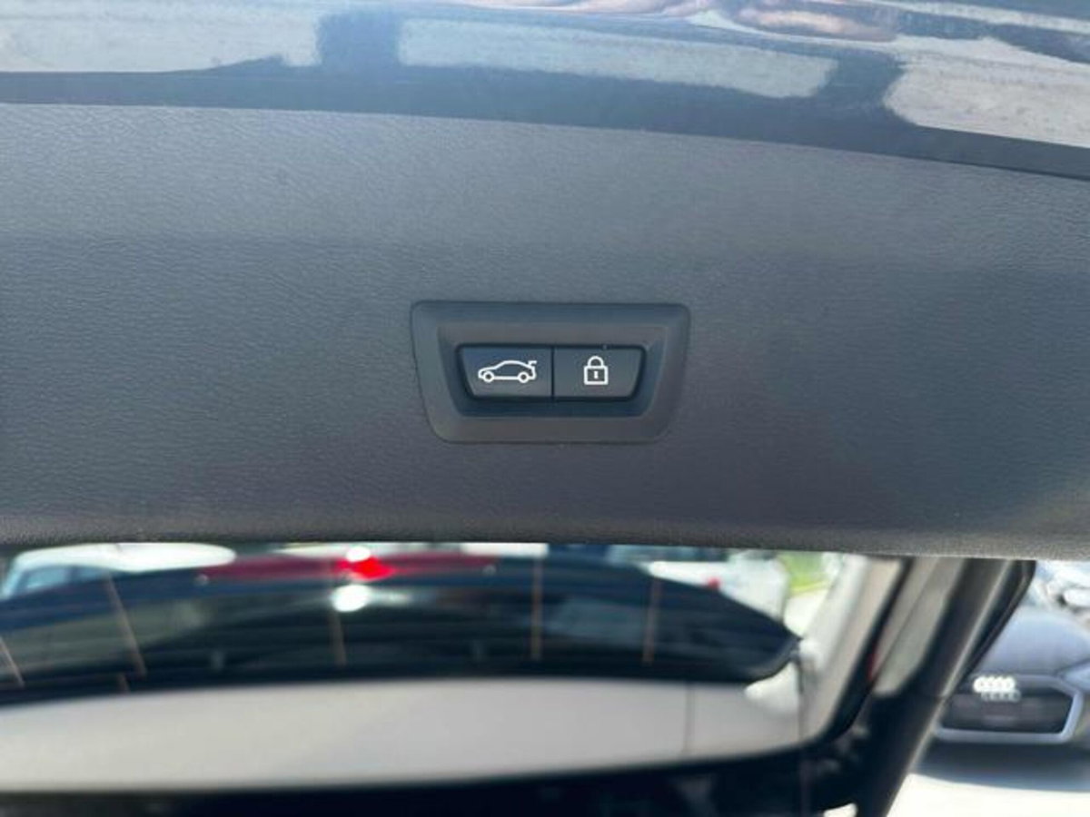 BMW X1 sDrive18d xLine Plus (13)