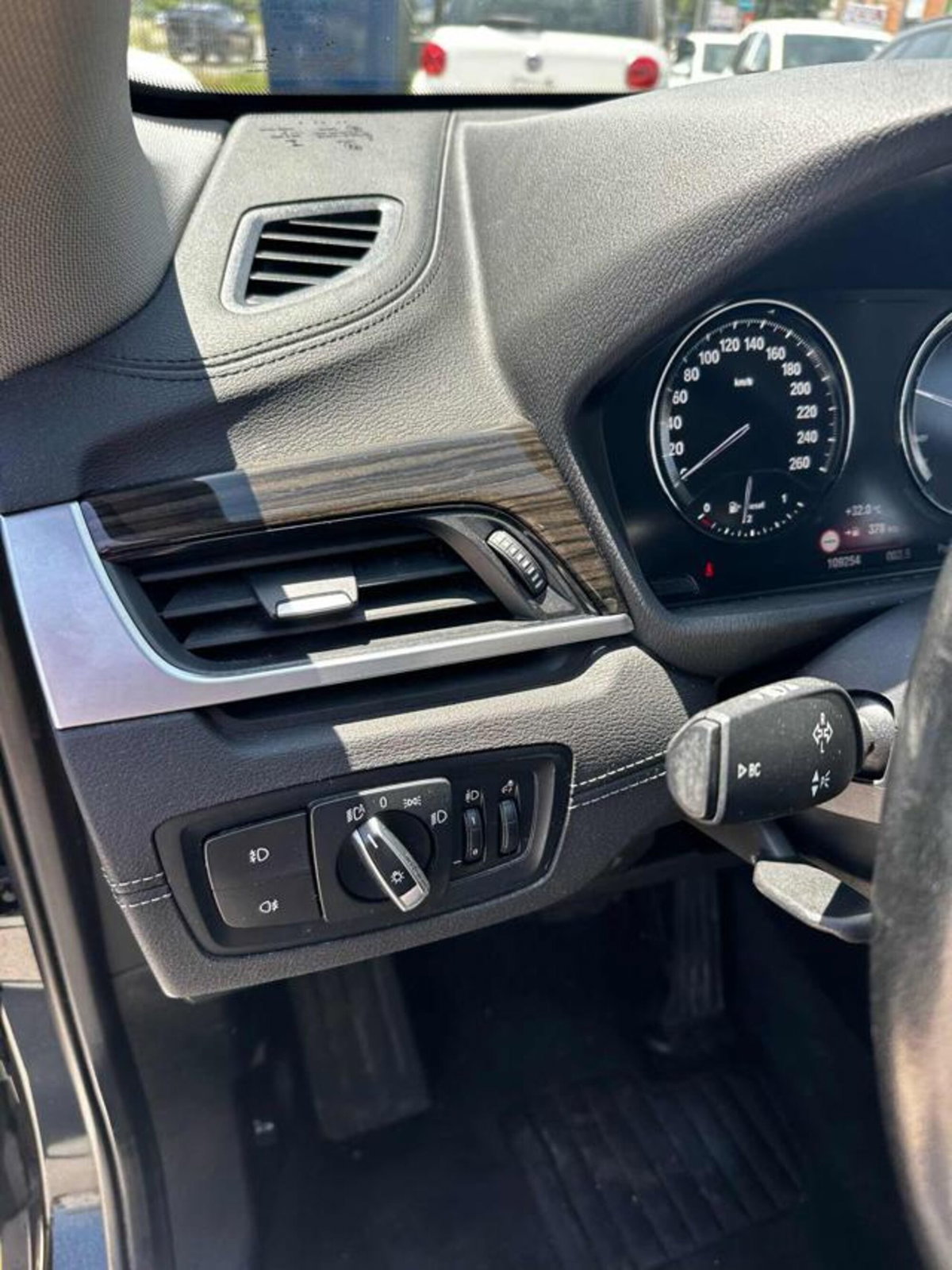 BMW X1 sDrive18d xLine Plus (15)
