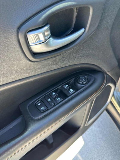 Jeep Compass 1.6 Multijet II 2WD Limited (13)