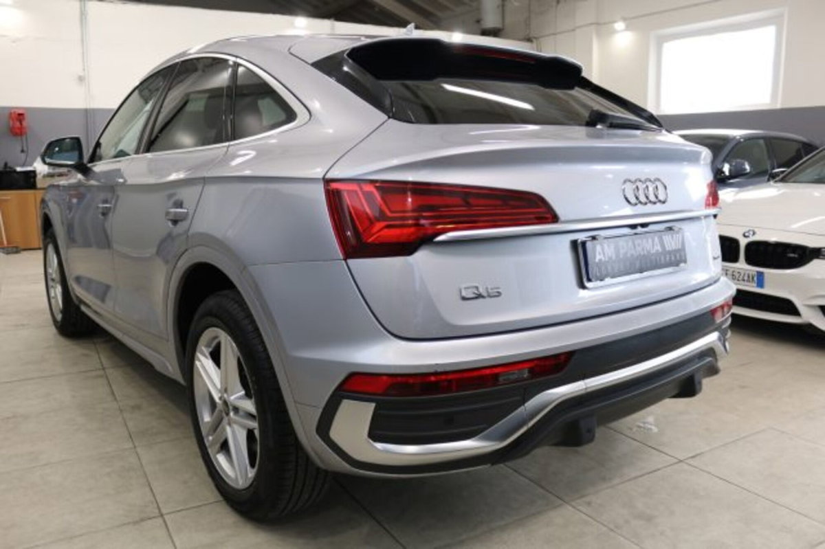 Audi Q5 Sportback 40 2.0 tdi mhev 12V S line Plus quattro s-tronic (4)