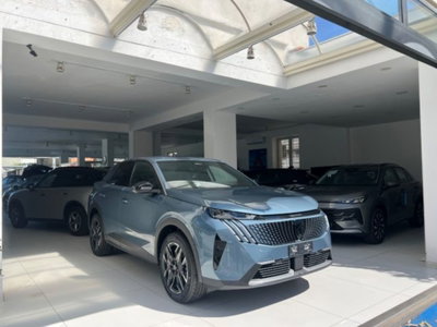 Peugeot 3008 1.2 hybrid GT Exclusive 145cv e-dcs6 (13)