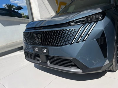 Peugeot 3008 1.2 hybrid GT Exclusive 145cv e-dcs6 (17)
