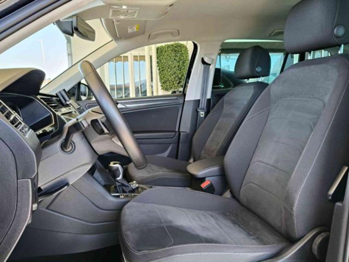 Volkswagen Tiguan 2.0 TDI 150 CV SCR DSG 4MOTION Elegance (9)