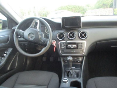 Mercedes-Benz Classe A 180 CDI Sport (9)