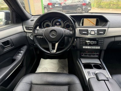 Mercedes-Benz Classe E 220 CDI Executive (10)
