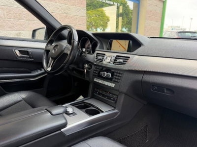 Mercedes-Benz Classe E 220 CDI Executive (14)