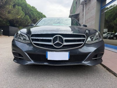 Mercedes-Benz Classe E 220 CDI Executive (3)