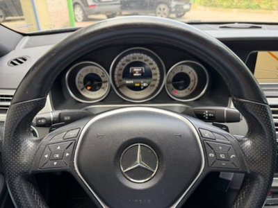 Mercedes-Benz Classe E 220 CDI Executive (8)