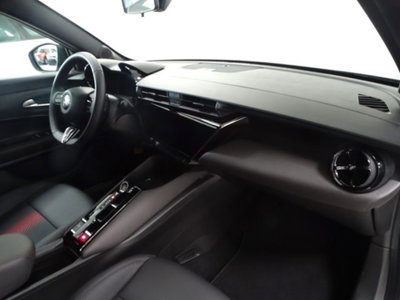 Alfa Romeo Junior elettrica Speciale 156cv (14)