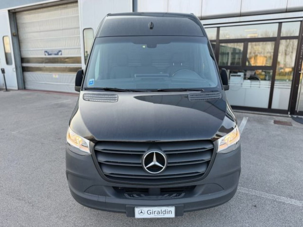 Mercedes-Benz Sprinter F39/33 315 CDI FWD TA Furgone (2)