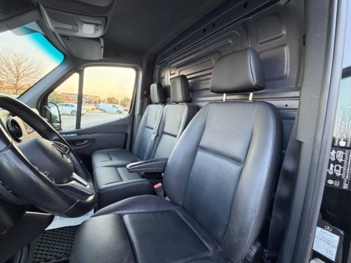 Mercedes-Benz Sprinter F39/33 315 CDI FWD TA Furgone (6)