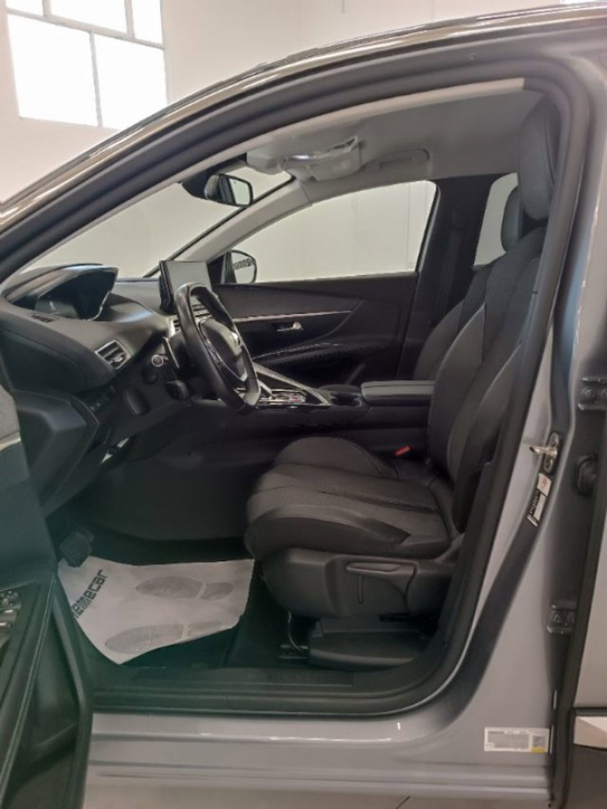 Peugeot 3008 BlueHDi 130 S&S EAT8 Allure Pack (11)