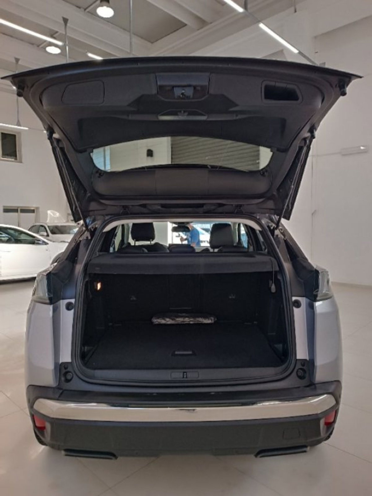 Peugeot 3008 BlueHDi 130 S&S EAT8 Allure Pack (8)