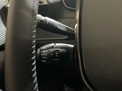 Peugeot 2008 PureTech 100 S&S Allure (16)